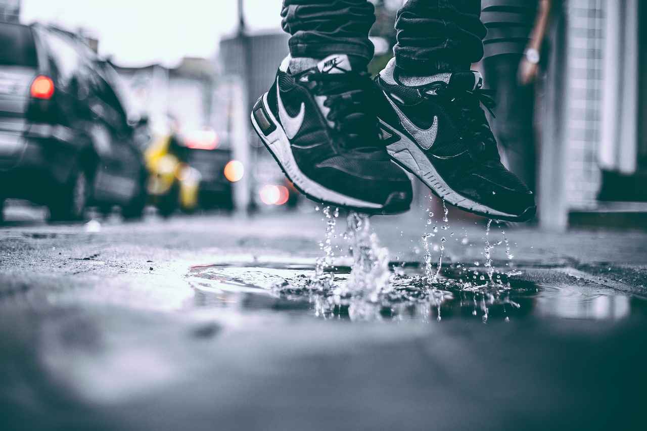 What Makes the New Balance CT302 Unique?
