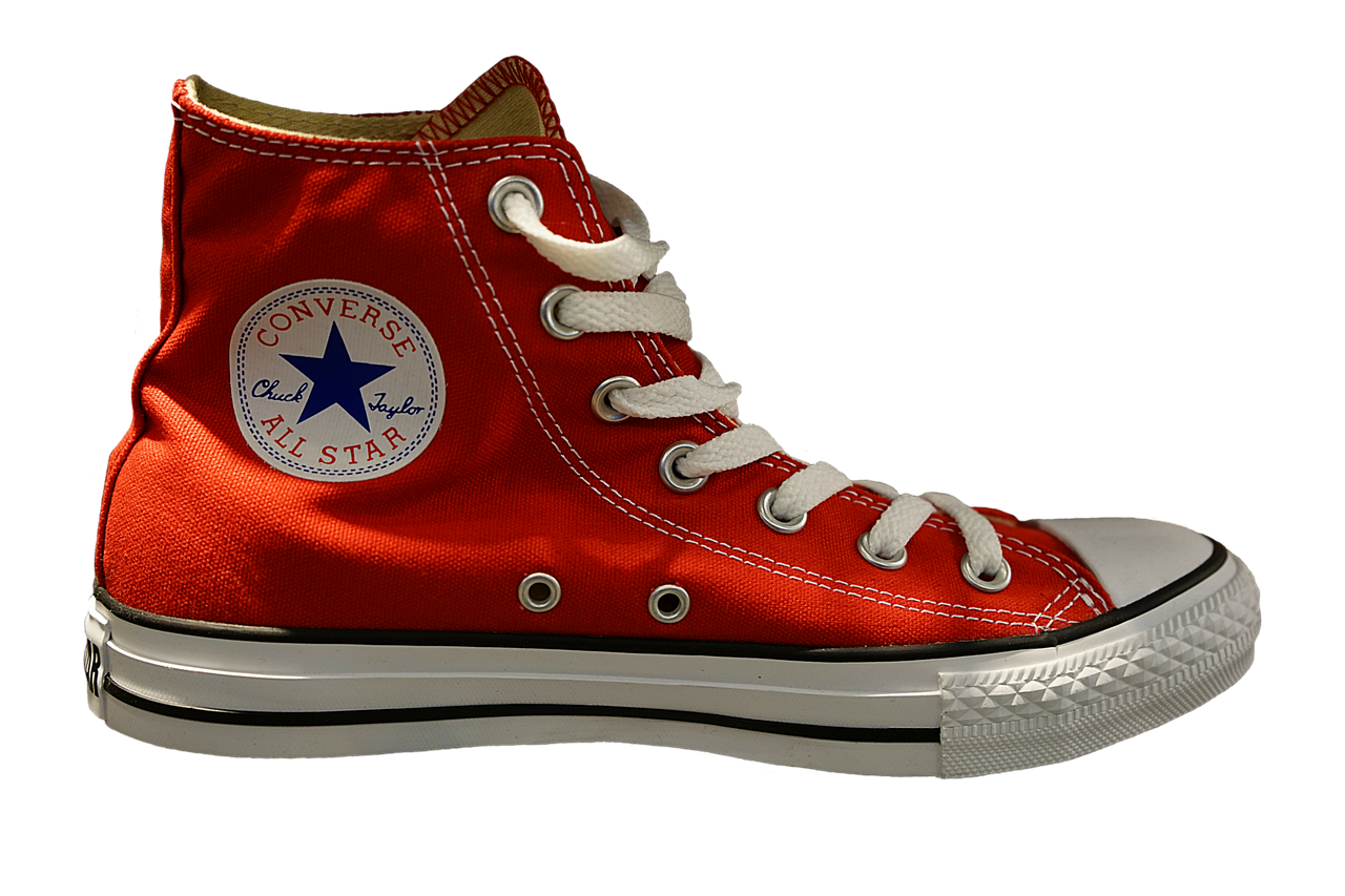 The Fashion Statement Behind New Balance 725 Sneakers