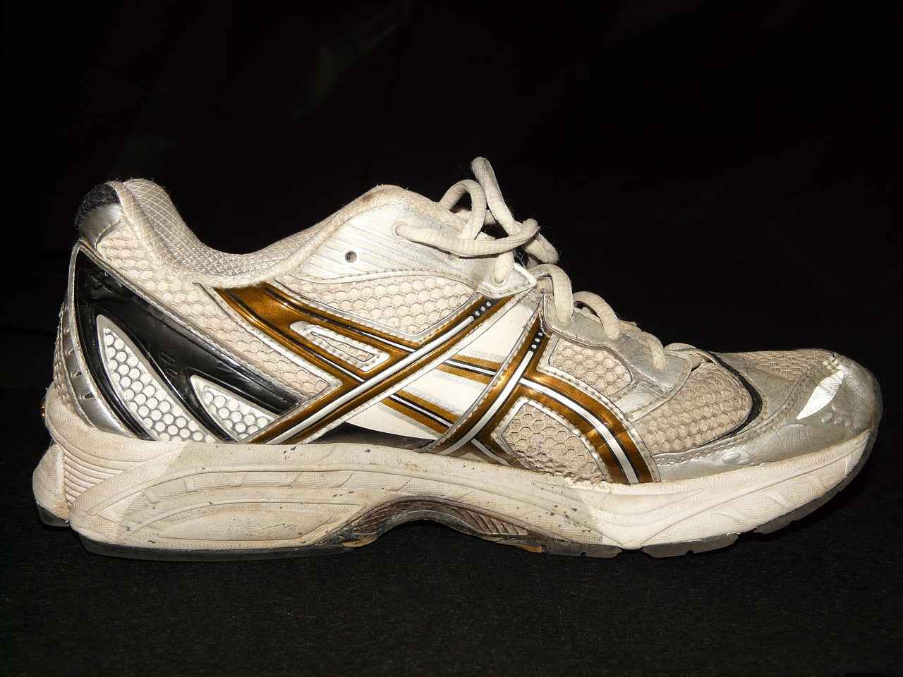 Future Trends in Colorful Athletic Shoes