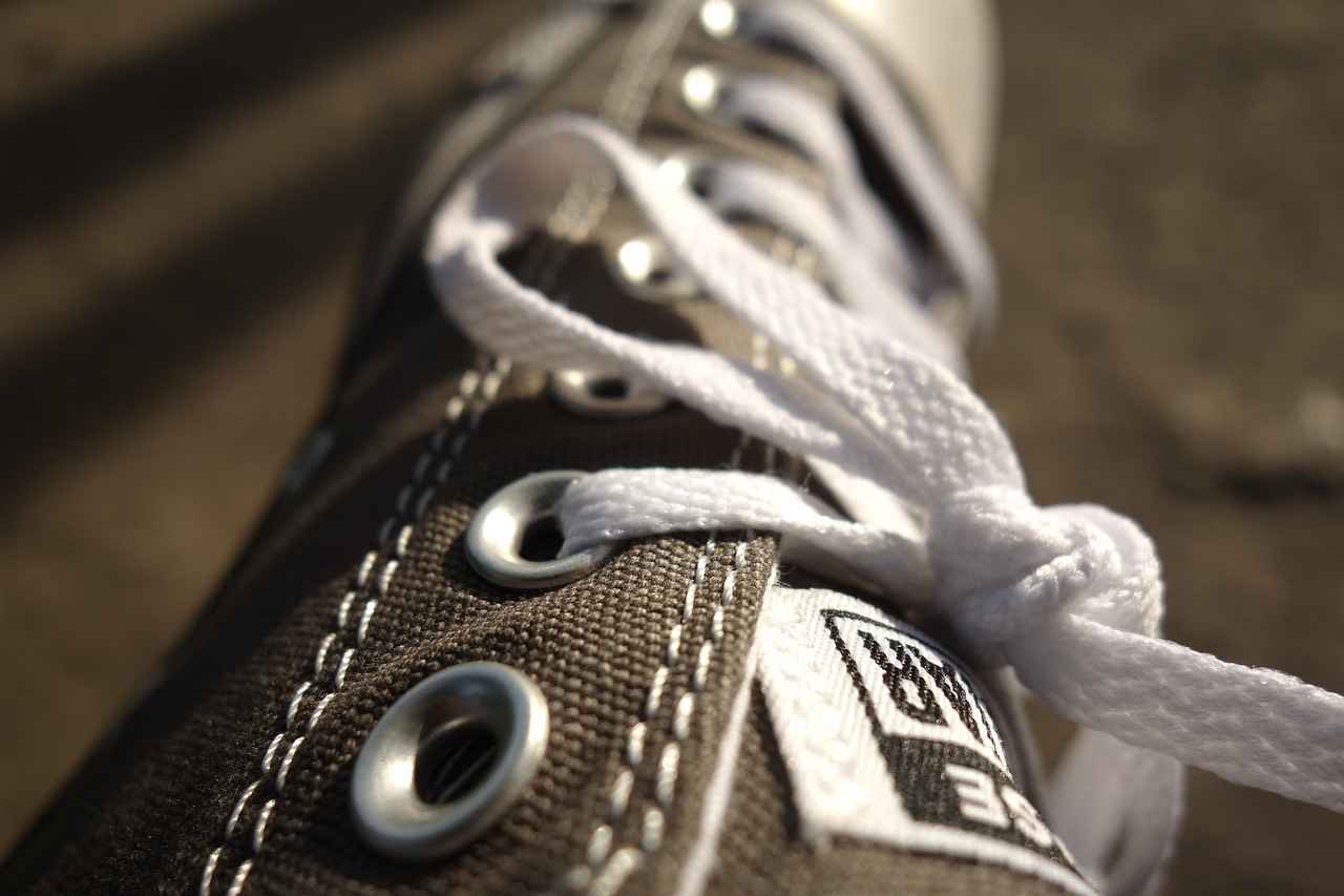 Where to Find the Best New Balance 9060 Deals