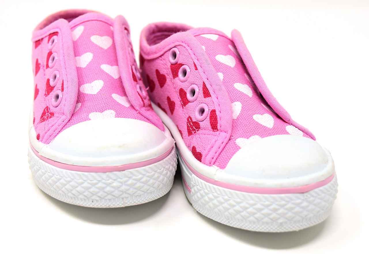 Benefits of Choosing Minimalist Sneakers