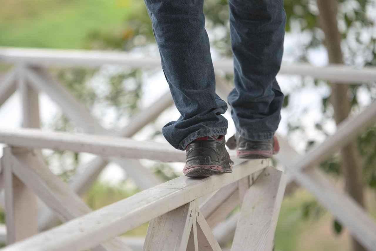 Why Choose New Balance Work Shoes?