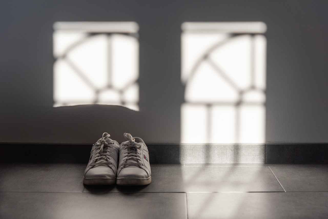 Key Design Features of the New Balance 327
