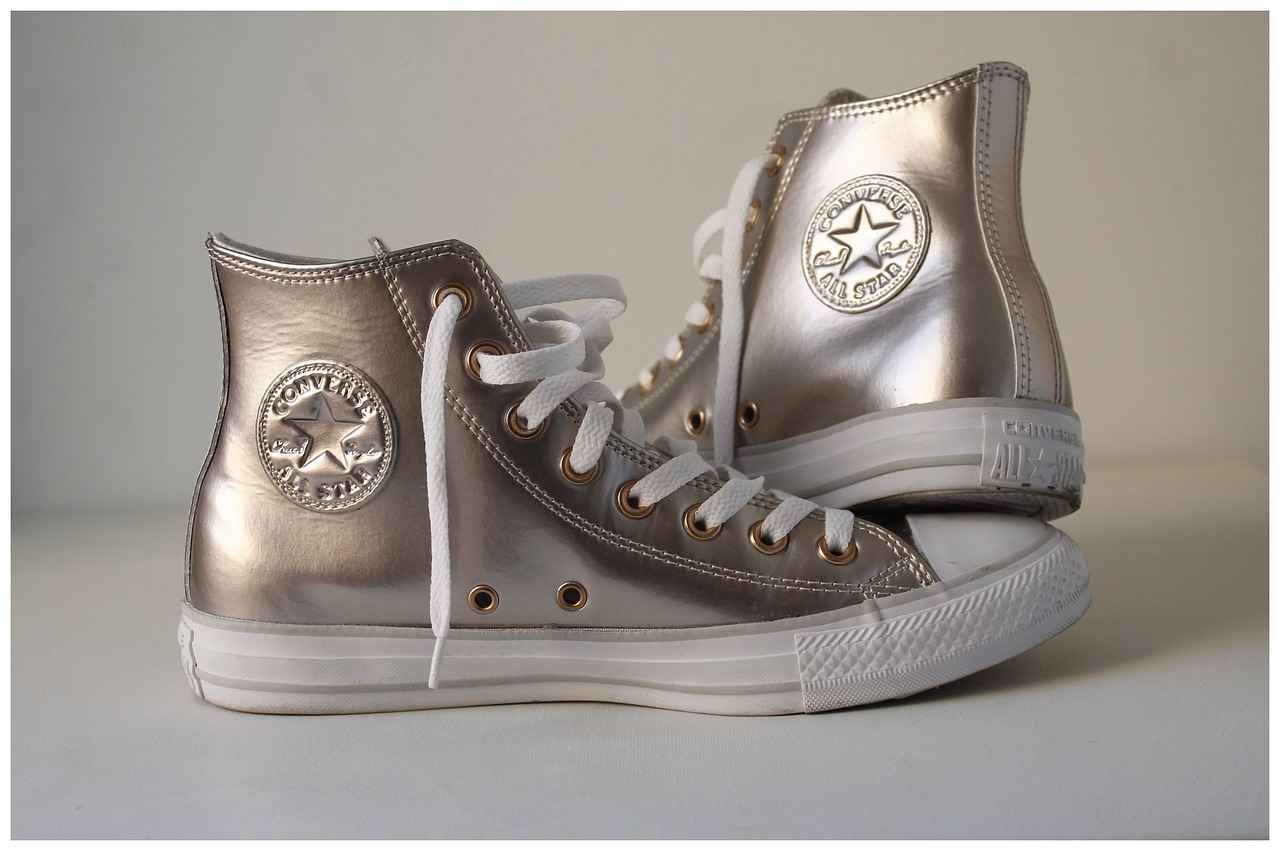Design Features of New Balance 710